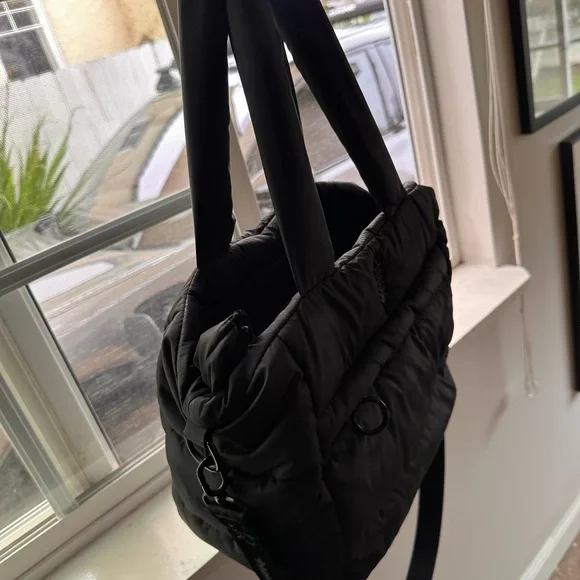 Black Crossbody Bag-NEW LOW PRICE - Picture 7 of 8